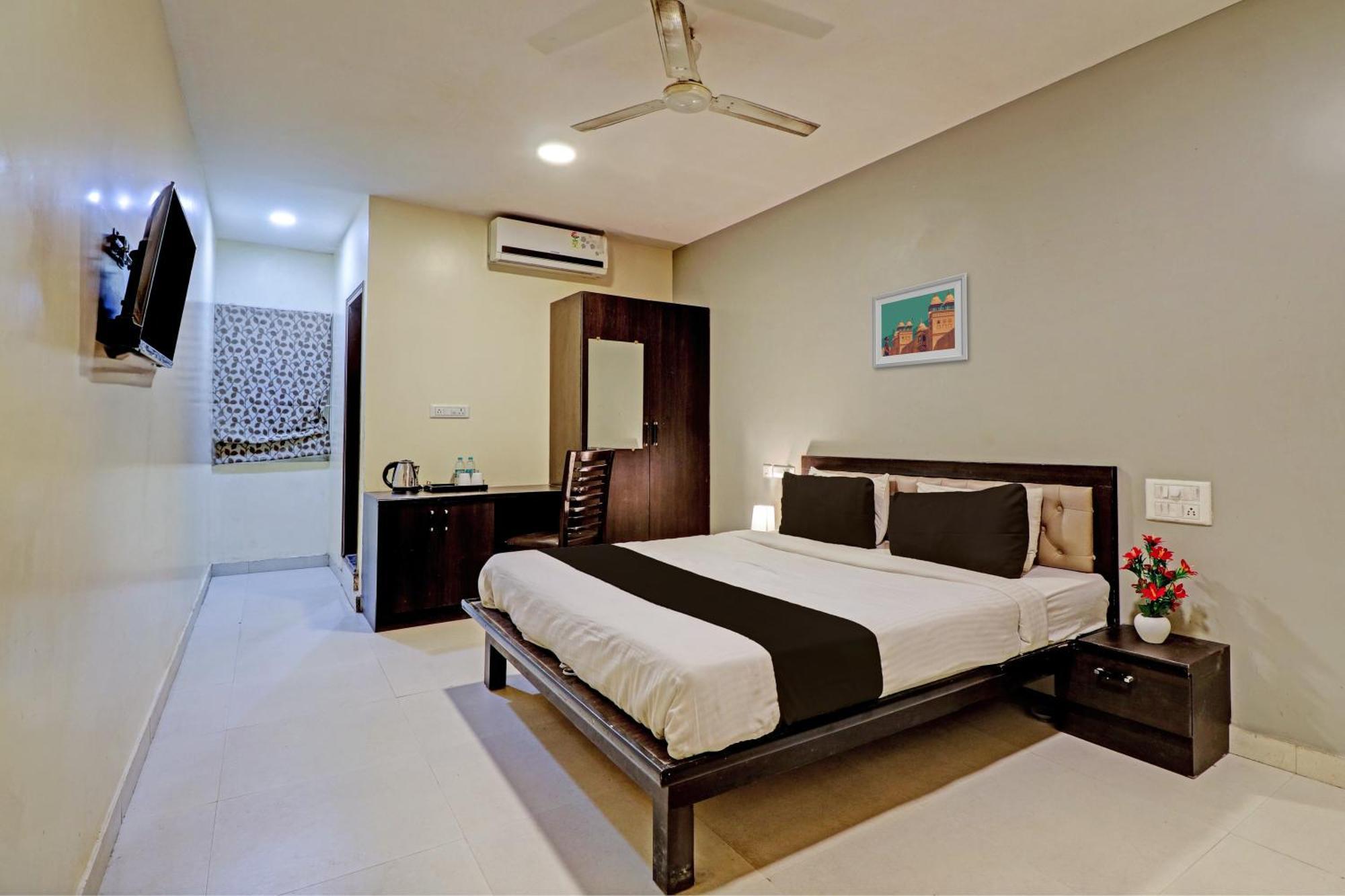 Hotel O Royal Bliss International Bangalore Exteriör bild