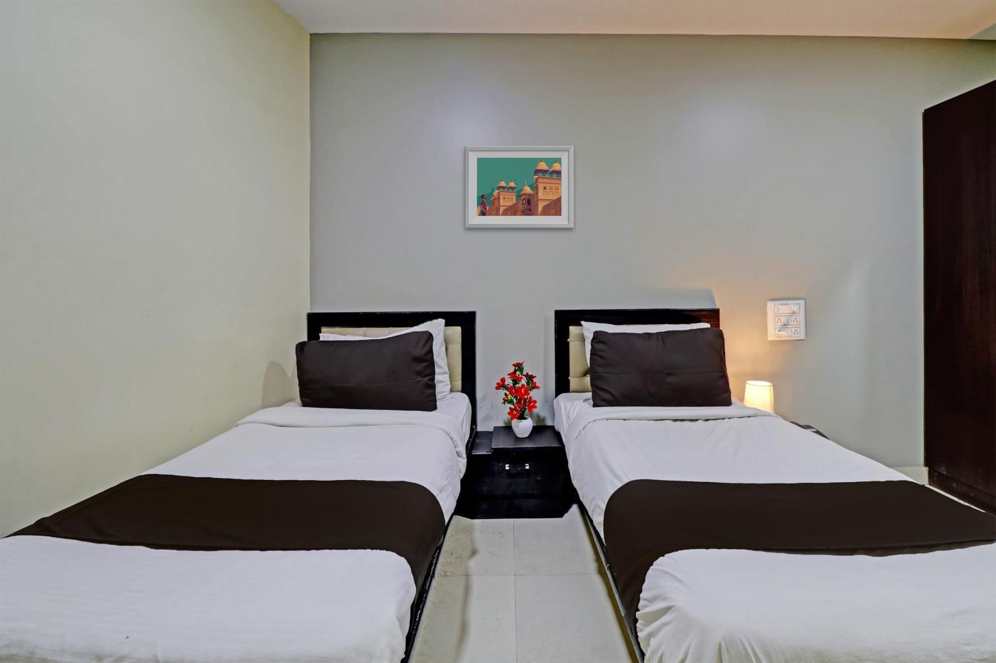 Hotel O Royal Bliss International Bangalore Exteriör bild